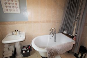 HOUSE BATHROOM - click for photo gallery